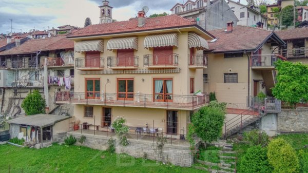 casa indipendente in vendita ad Armeno