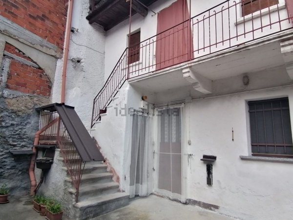 casa indipendente in vendita ad Armeno