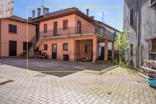 casa indipendente in vendita ad Armeno