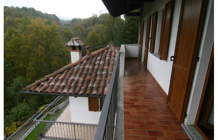 casa indipendente in vendita ad Armeno