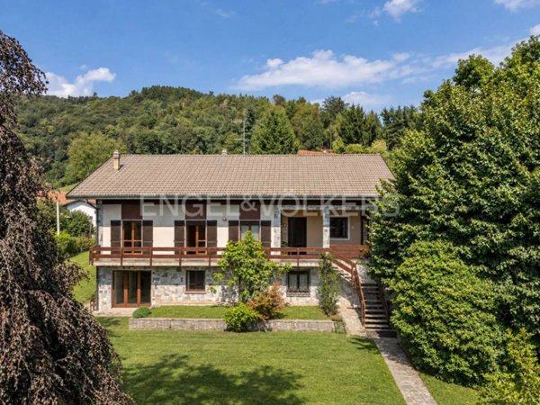 casa indipendente in vendita ad Armeno