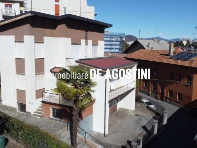 casa indipendente in vendita ad Arona