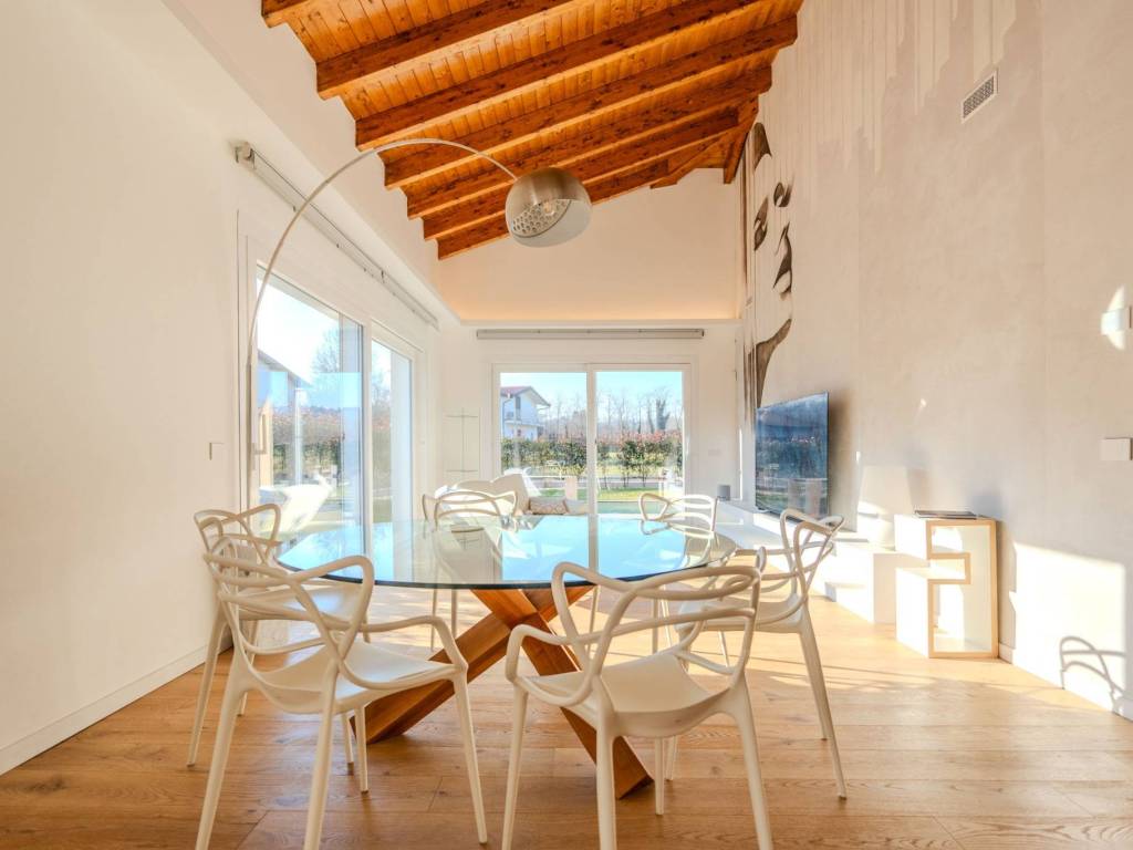 casa indipendente in vendita ad Arona