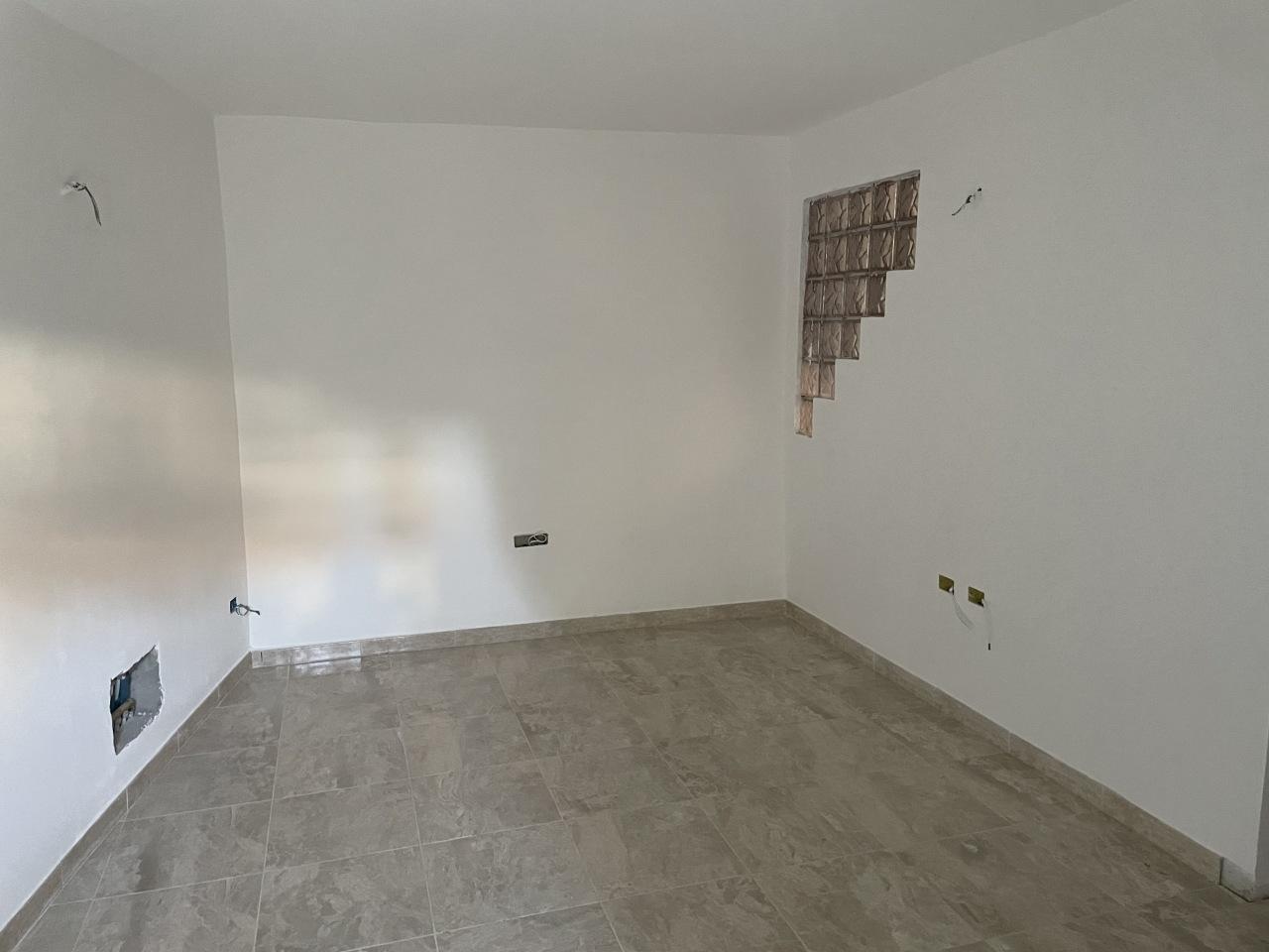 appartamento in vendita ad Arona in zona Mercurago