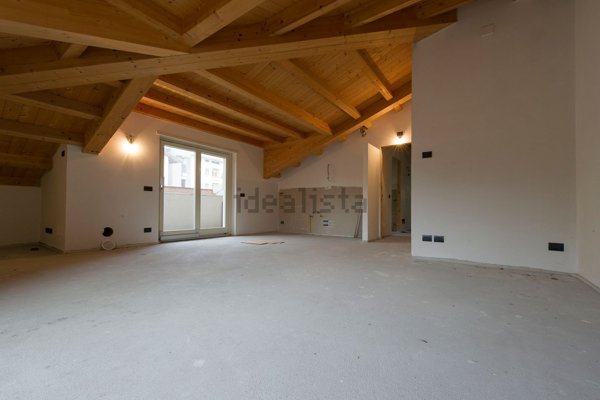 appartamento in vendita ad Arona