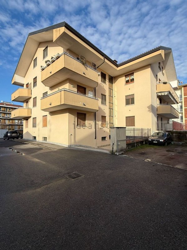 appartamento in vendita ad Arona
