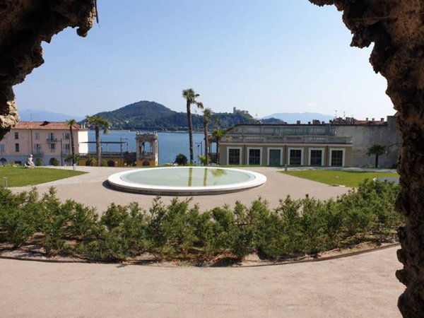 appartamento in vendita ad Arona