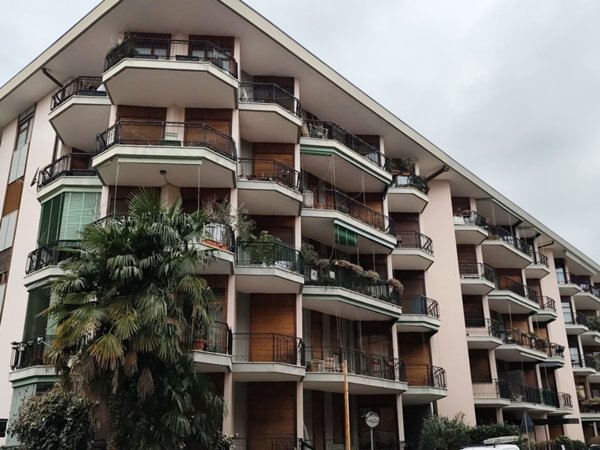 appartamento in vendita ad Arona
