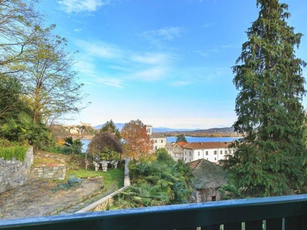 casa indipendente in vendita ad Arona