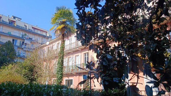 appartamento in vendita ad Arona