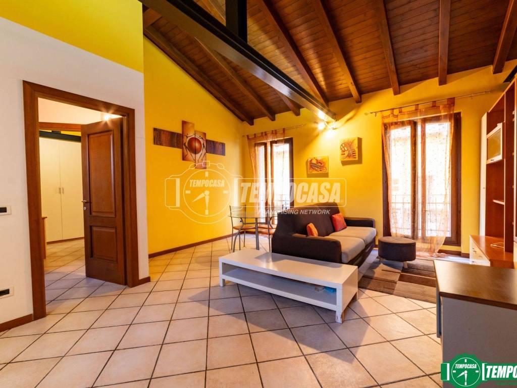 appartamento in vendita ad Arona