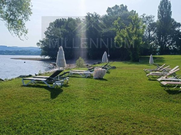 appartamento in vendita ad Arona