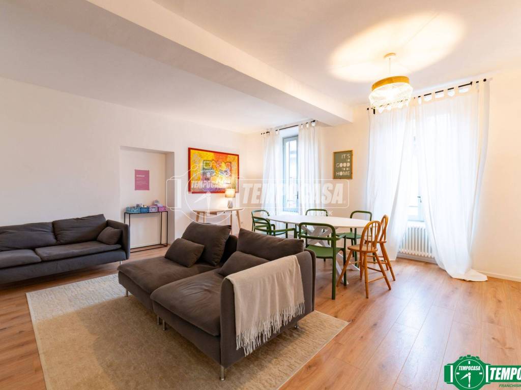 appartamento in vendita ad Arona