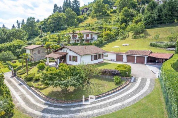 casa indipendente in vendita ad Arona