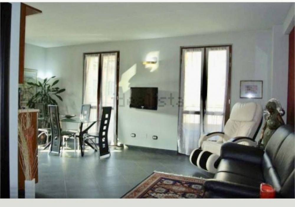 appartamento in vendita ad Arona