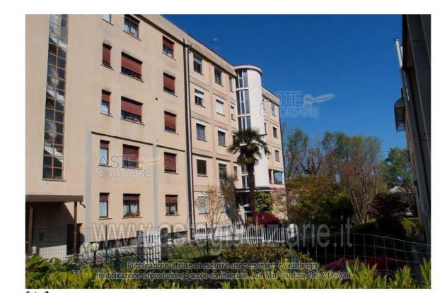 appartamento in vendita ad Arona