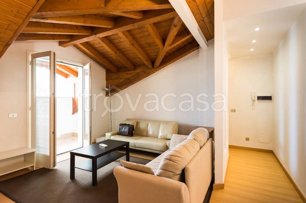 appartamento in vendita ad Arona