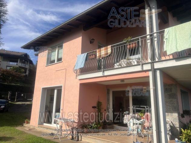 casa indipendente in vendita ad Arona