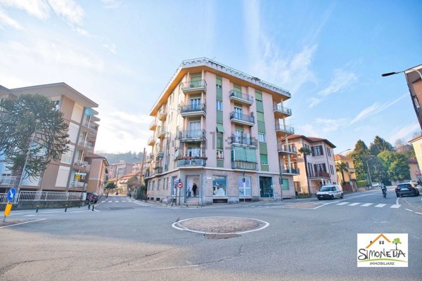 appartamento in vendita ad Arona