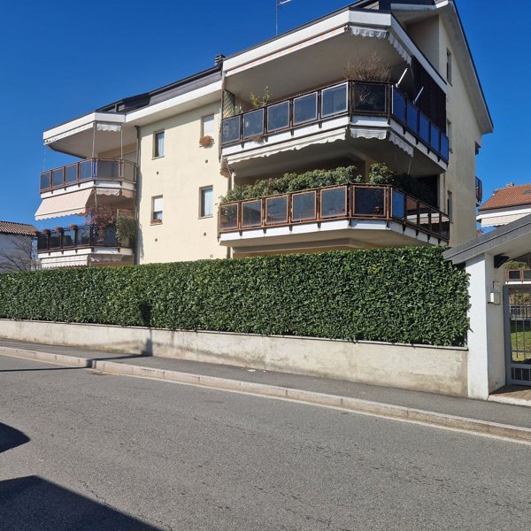 appartamento in vendita ad Arona