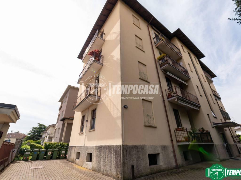 appartamento in vendita ad Arona