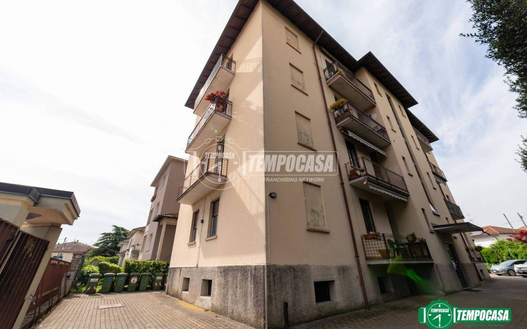 appartamento in vendita ad Arona