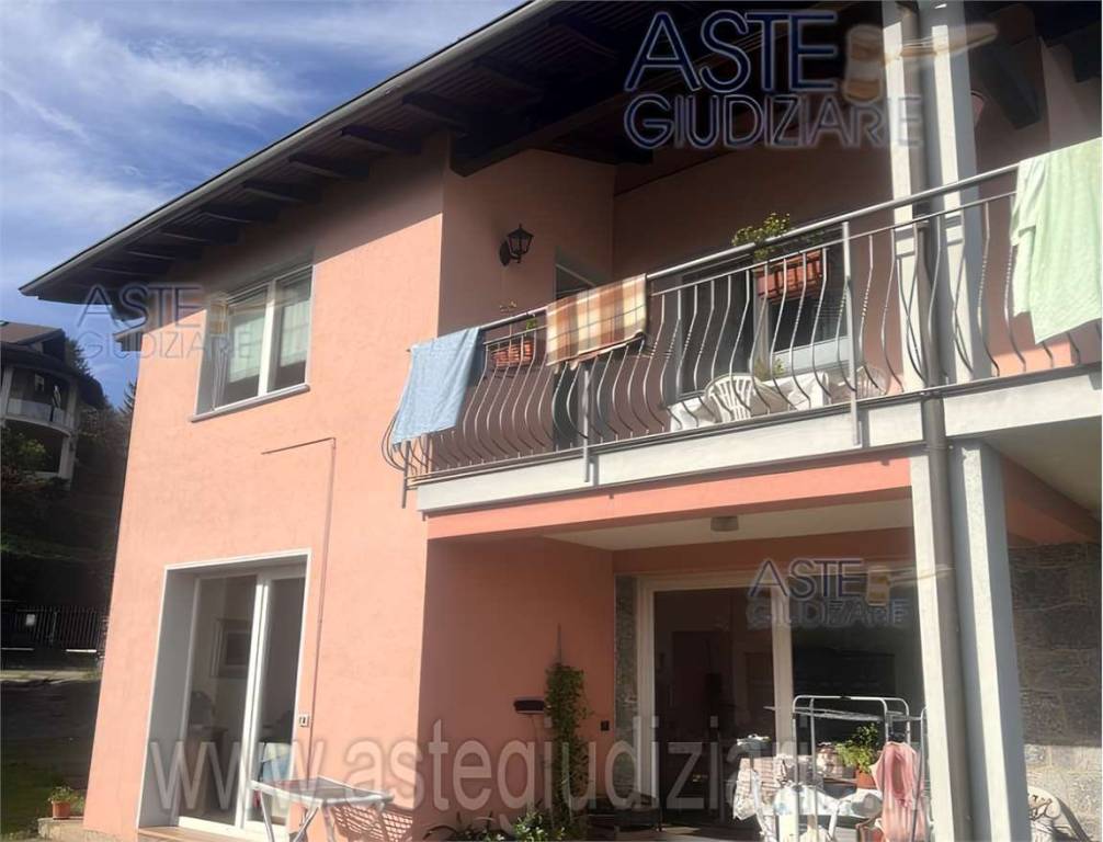 appartamento in vendita ad Arona
