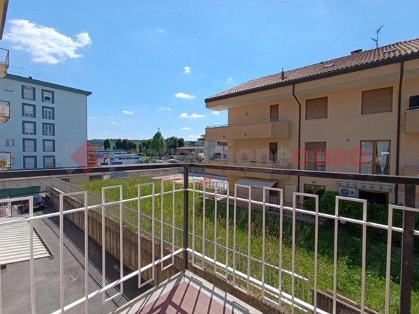 appartamento in vendita ad Arona in zona Mercurago