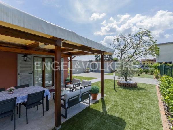 casa indipendente in vendita ad Arona