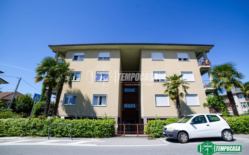 appartamento in vendita ad Arona