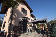 casa indipendente in vendita ad Arona