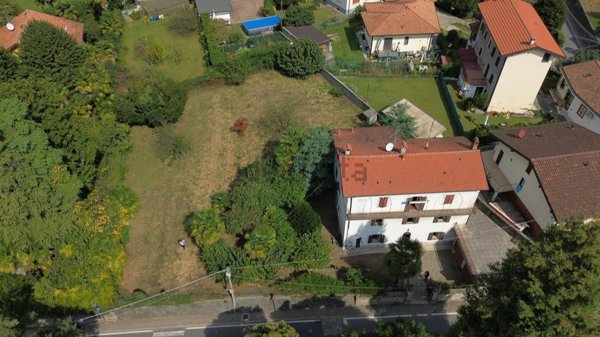 casa indipendente in vendita ad Arona
