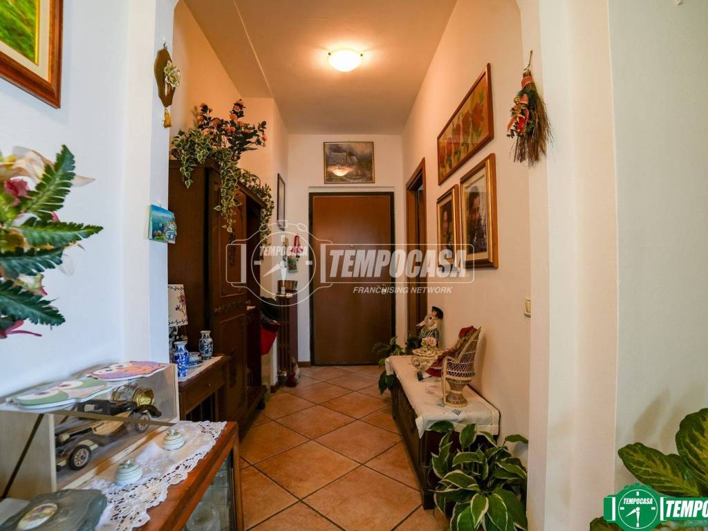 appartamento in vendita ad Arona