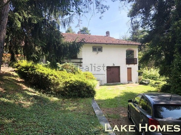 casa indipendente in vendita ad Arona