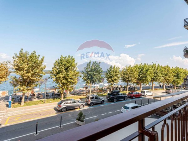 appartamento in vendita ad Arona