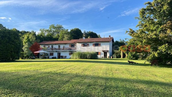 casa indipendente in vendita ad Arona