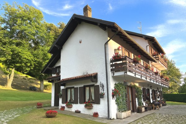casa indipendente in vendita ad Arona