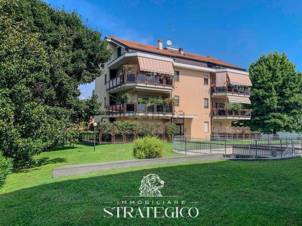 appartamento in vendita ad Arona