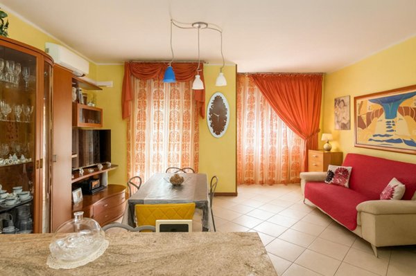 appartamento in vendita ad Arona