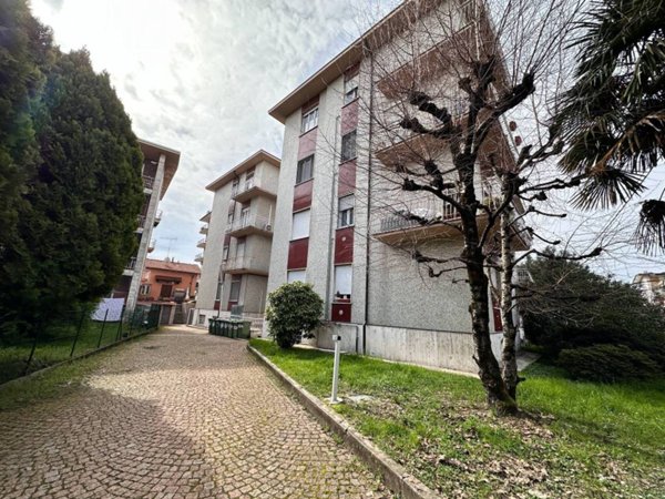 appartamento in vendita ad Arona