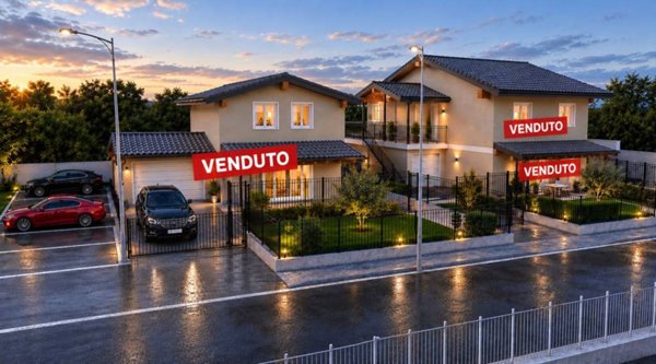 appartamento in vendita ad Arona in zona Mercurago