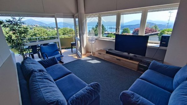 casa indipendente in vendita ad Arona