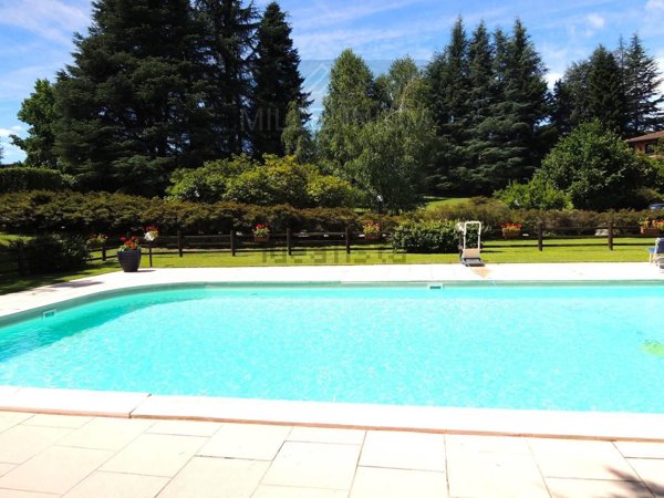 casa indipendente in vendita ad Arona
