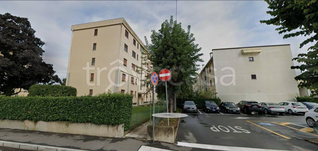 appartamento in vendita ad Arona