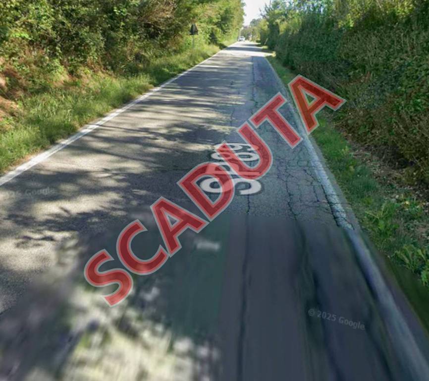 appartamento in vendita ad Arona in zona Montrigiasco
