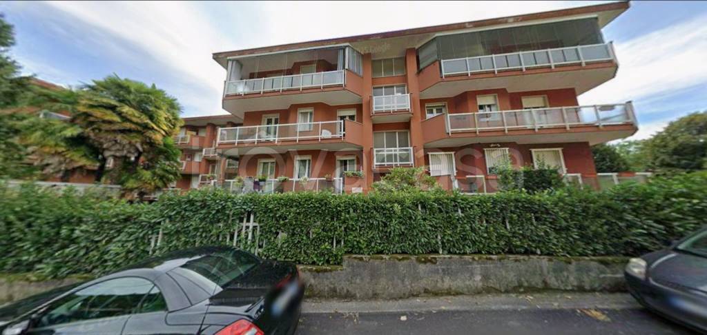 appartamento in vendita ad Arona