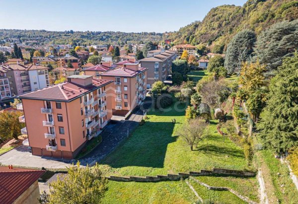 terreno edificabile in vendita ad Arona