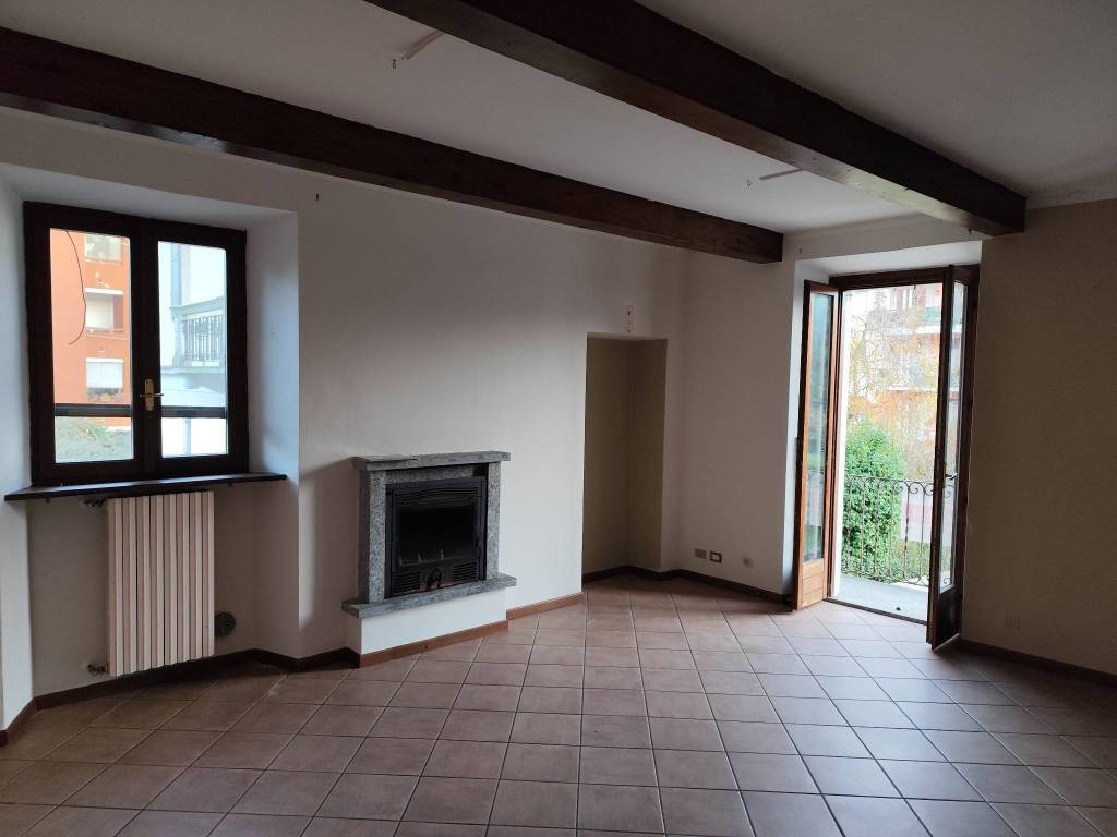 appartamento in vendita ad Arona