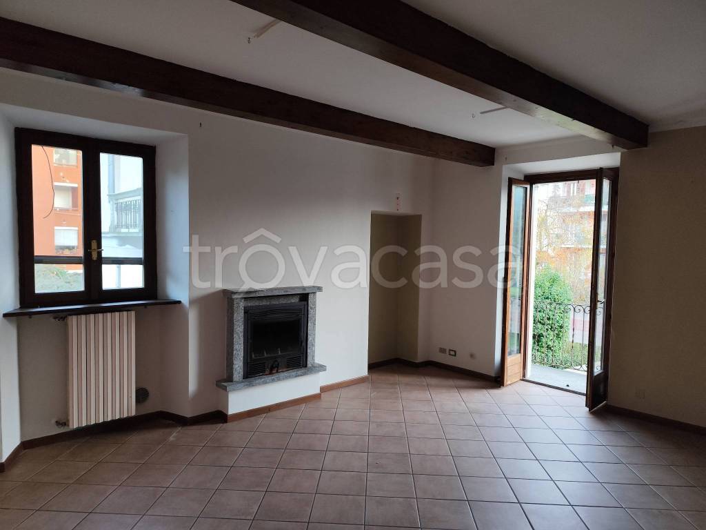 appartamento in vendita ad Arona
