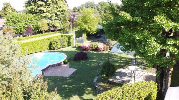 casa indipendente in vendita ad Arona